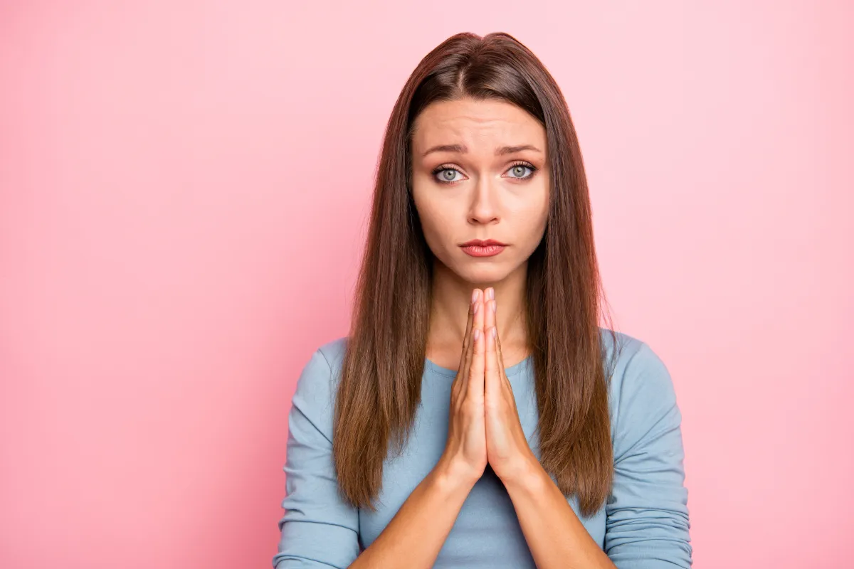 الاعتراف بالخطأ وتقديم الاعتذار والمبادرة إلى عقد الصلح