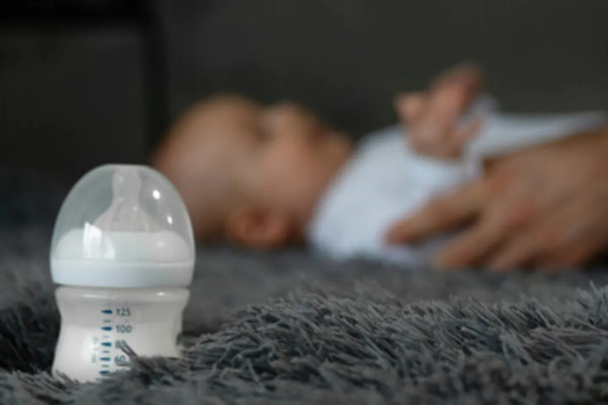 صورة لقنينة رضاعة صناعية