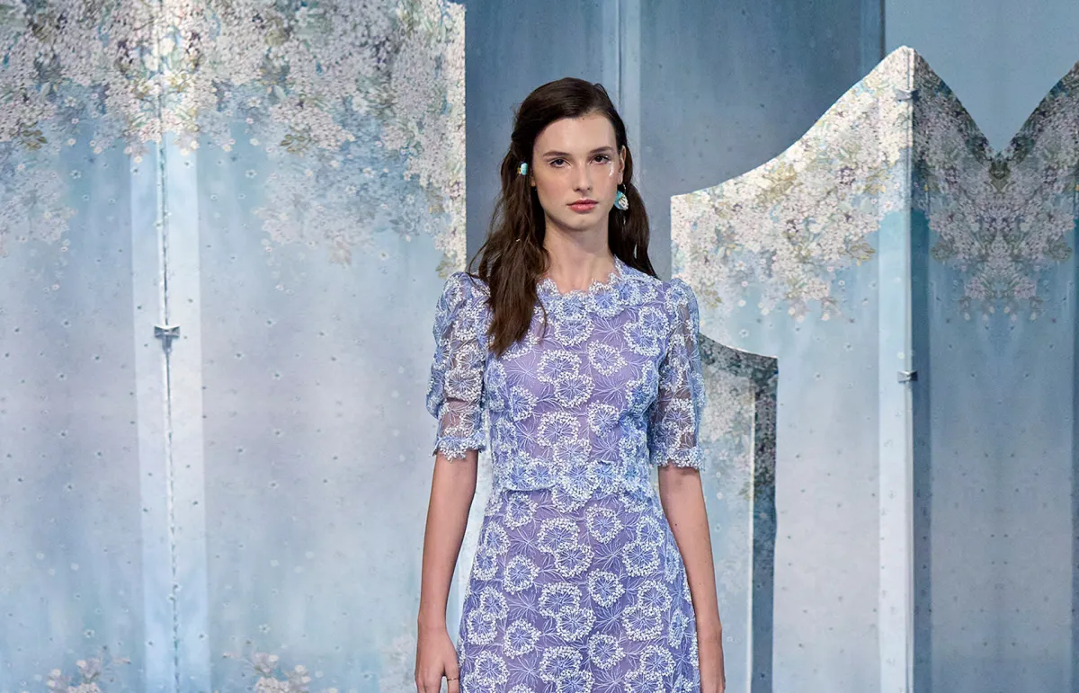  فساتين طويلة ناعمة