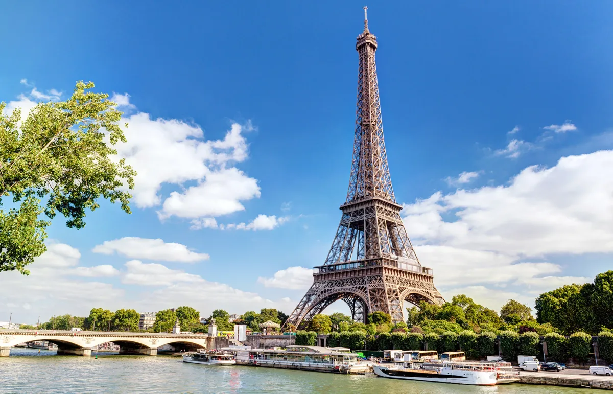 القصّة الكاملة لإقامة "برج إيفل" ثان في باريس