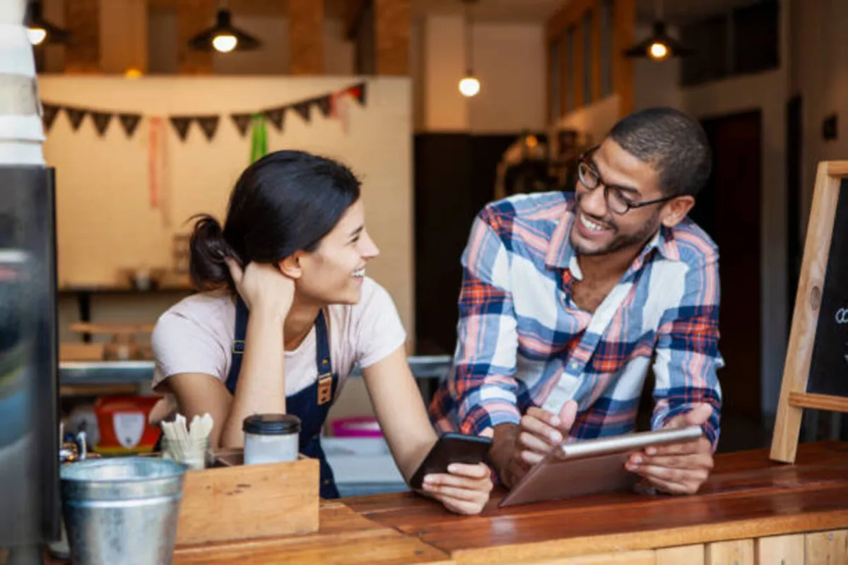 رسائل مدح الأصدقاء