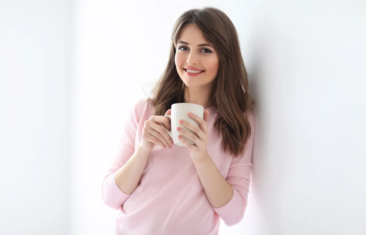 فوائد وأضرار الشاي الأبيض للتنحيف