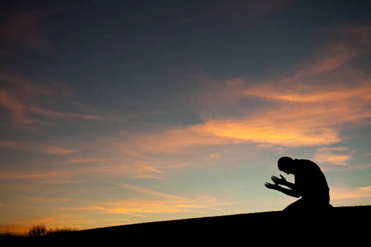 ما هو الإحسان وما هي مميزات الشخص المحسن؟