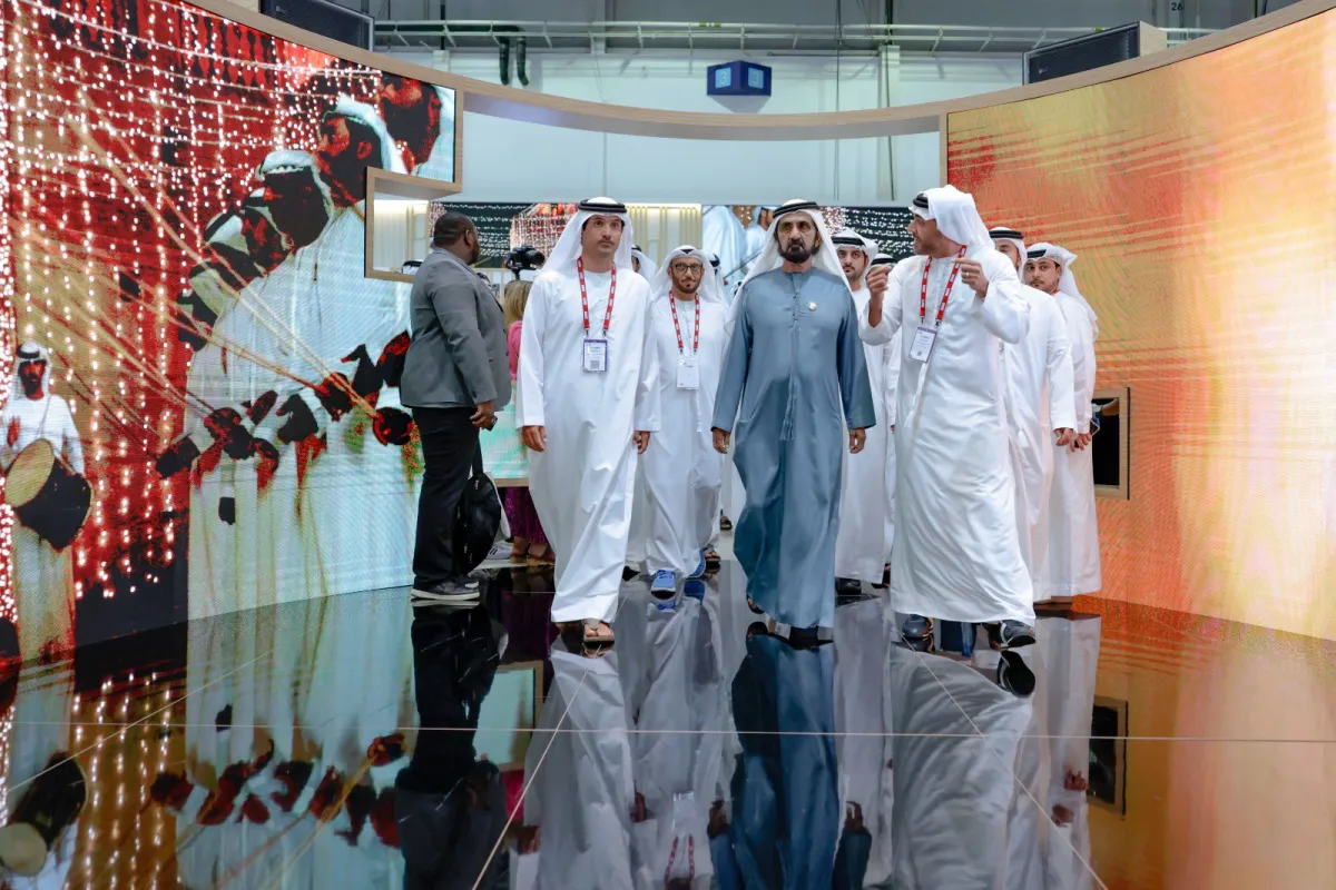 الشيخ محمد بن راشد يزور معرض سوق السفر العربي في نسخته الـ30 بدبي - الصورة من حساب الشيخ محمد بن راشد على تويتر