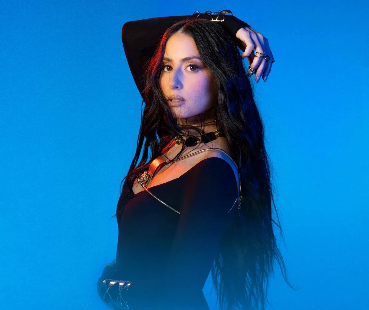 هبة طوجي - الصورة من صفحتها الرسمية على الفيس بوك