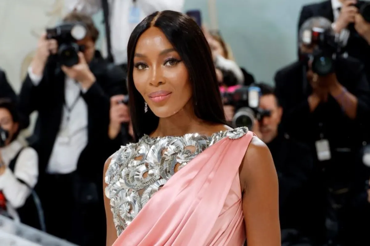 نعومي كامبل naoumi Campbell