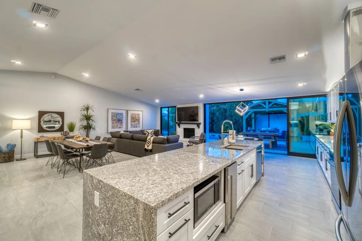 لا بدّ من الحفاظ على الممرات خالية من أي شيء يعيق الحركة 