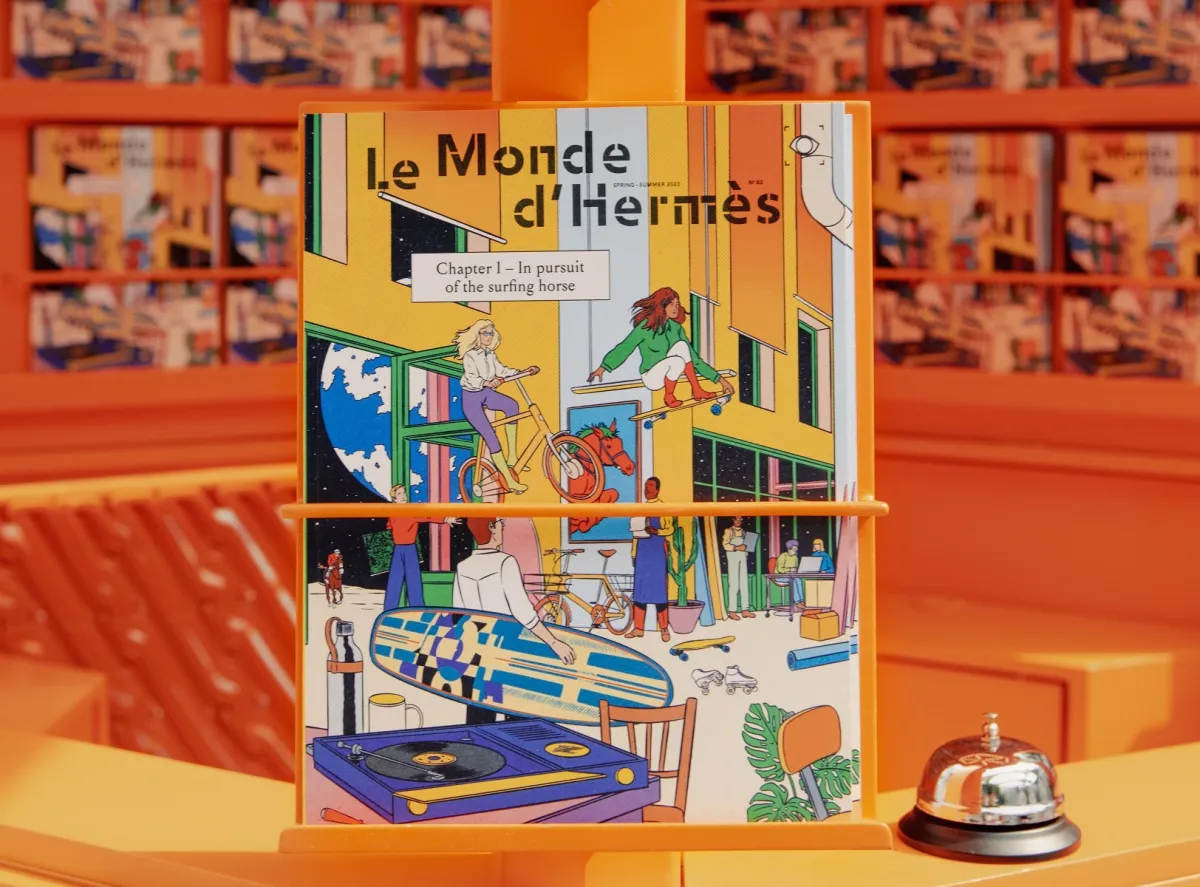 Hermès تلتقي بالجمهور في الكشك المتنقل الخاص بمجلة Le Monde d’Hermès في Avenues mall بالكويت 