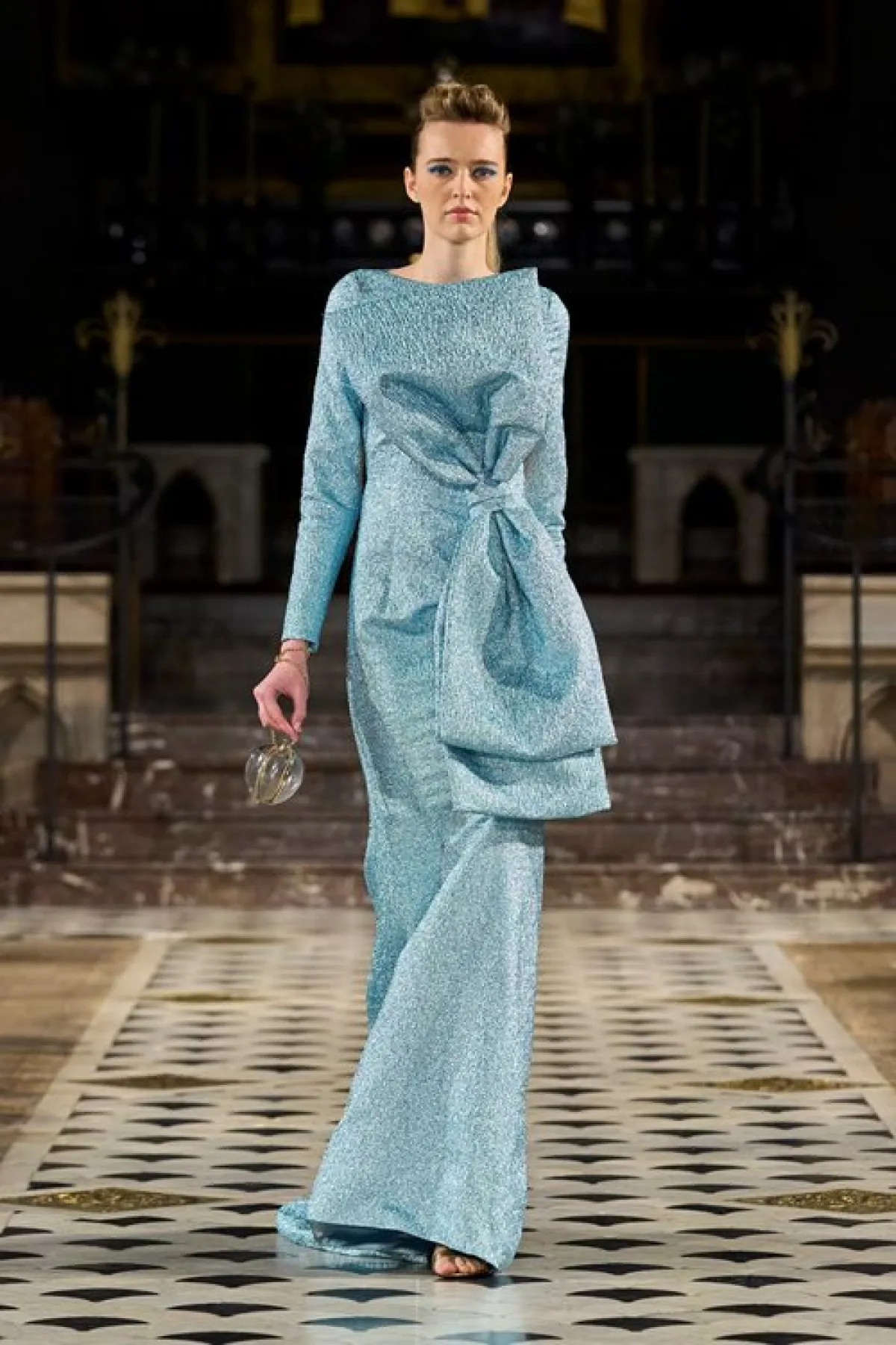 فستان سهرة من لينا إرزياك Lena Erziak