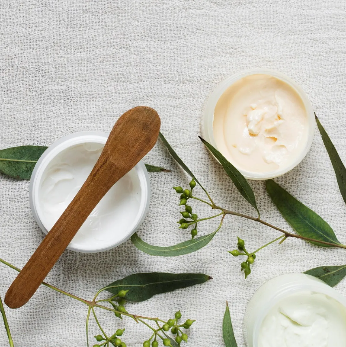 يعدّ المايونيز من المكونات الفعالة في علاج مشكلات الشعر