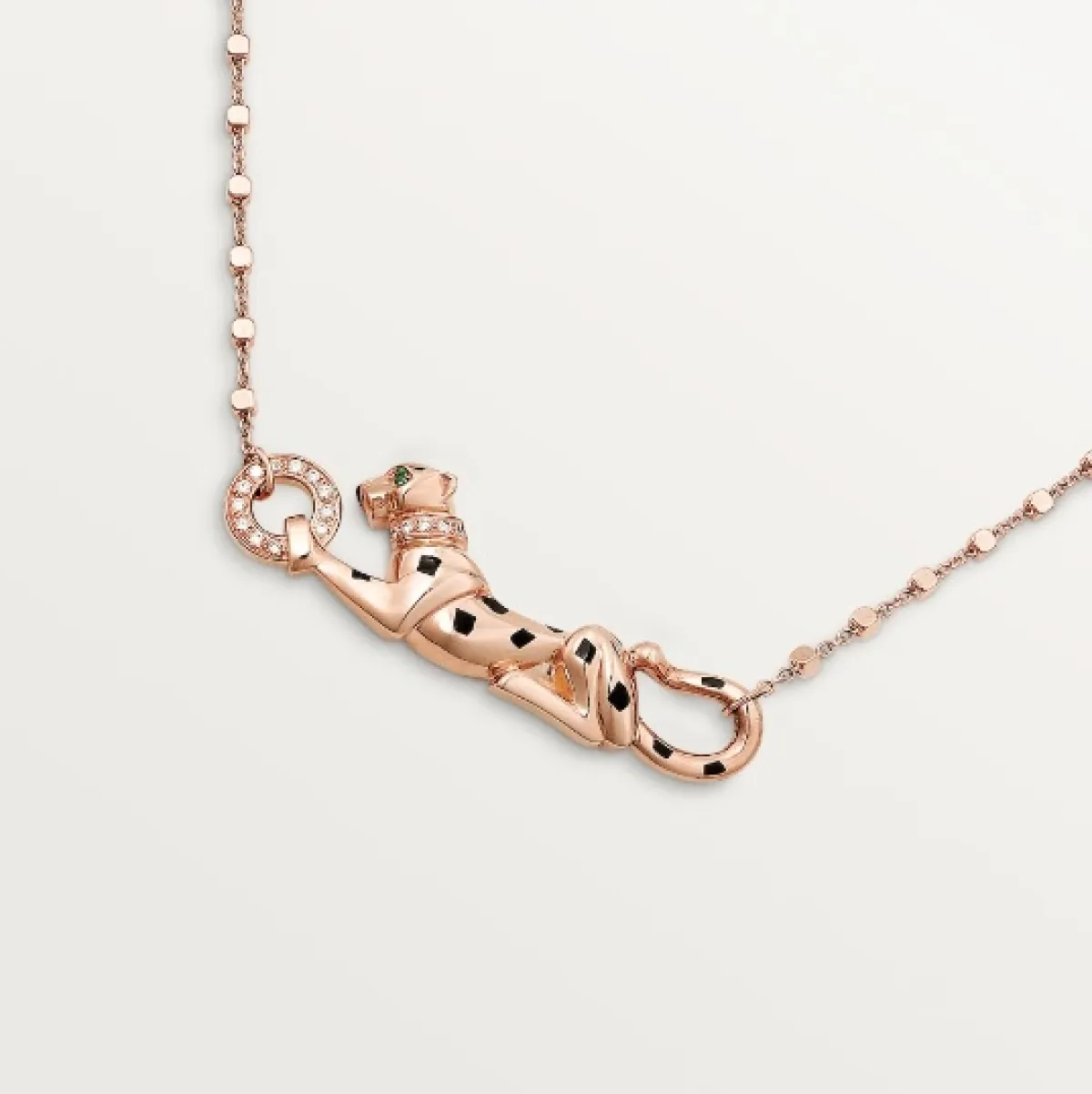 قلادة Panthère de Cartier من كارتييه Cartier