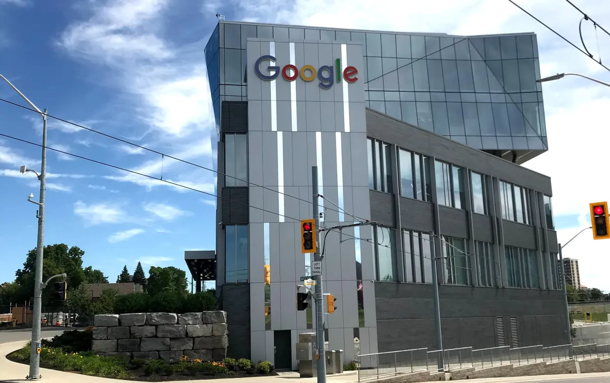 "جوجل" تدمج الذكاء الاصطناعي في عمليات البحث