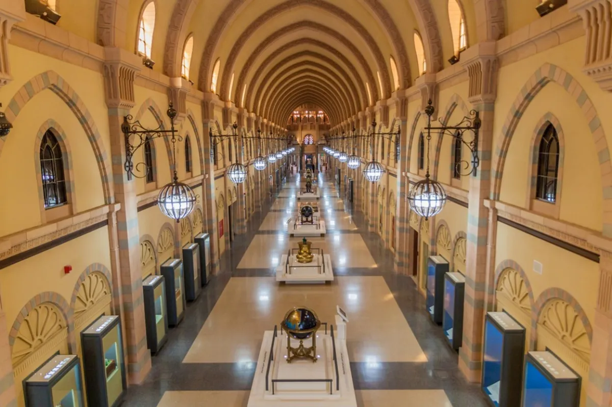 لقطة داخلية لمتحف الشارقة للحضارة الإسلامية 