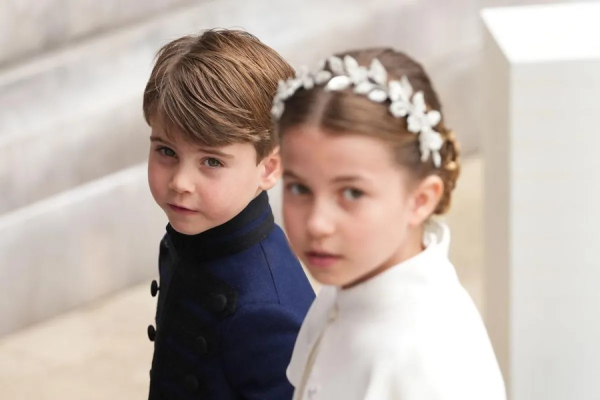 Princess Charlotte and Prince Louis of Wales arrive at Westminster Abbey in central London on May 6, 2023. DAN CHARITY / POOL / AFP