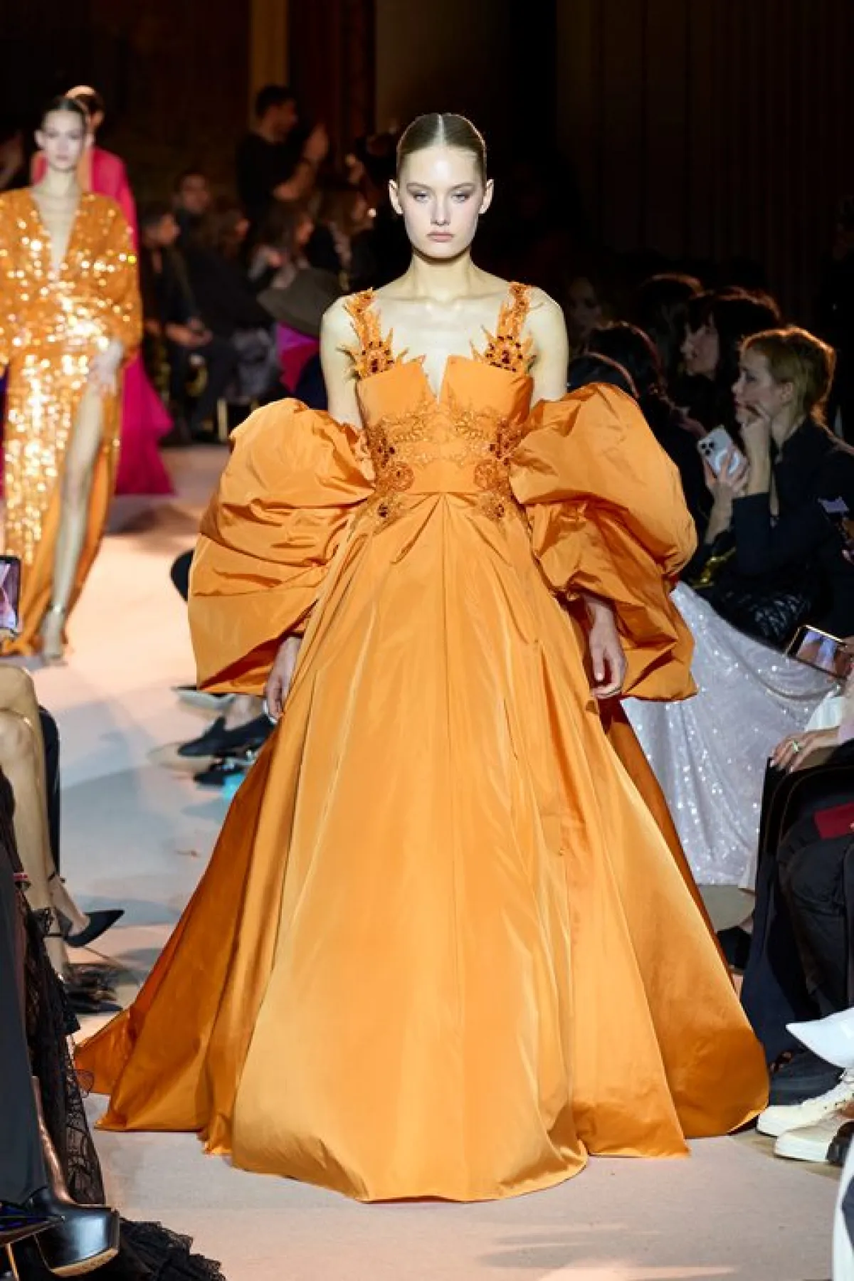 فستان خطوبة للعروس الخليجية من زهير مراد Zuhair Murad