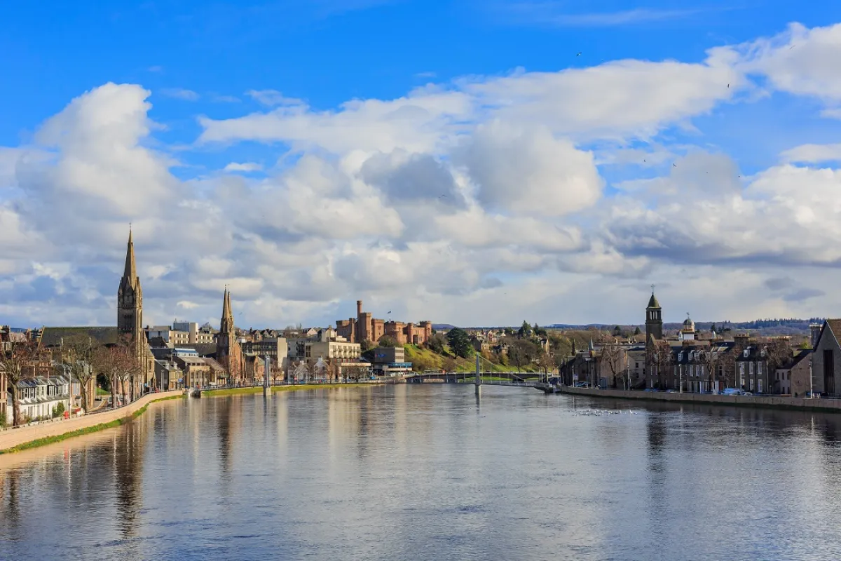 مدينة إينفيرنيس