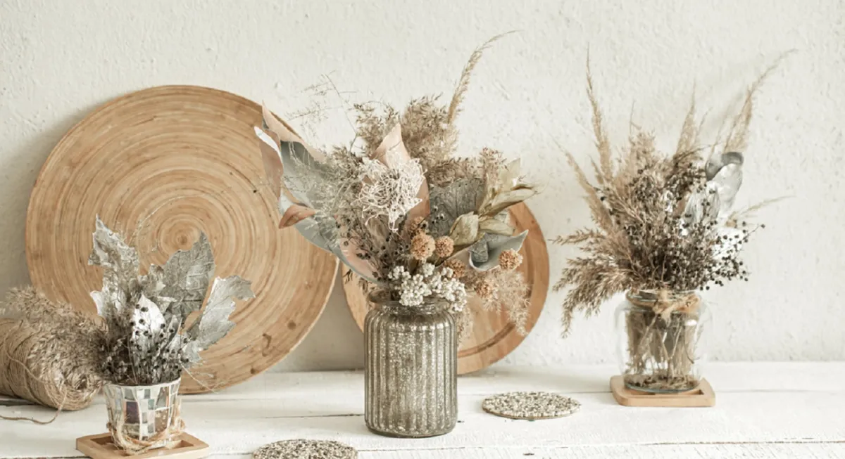 جاذبية الزهور المجففة