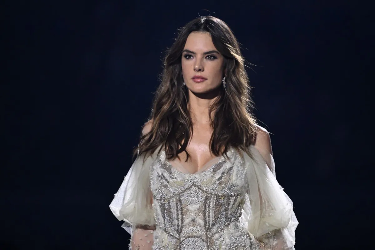 أساليب مكياج أليساندرا أمبروسيو لصاحبات البشرة الحنطية