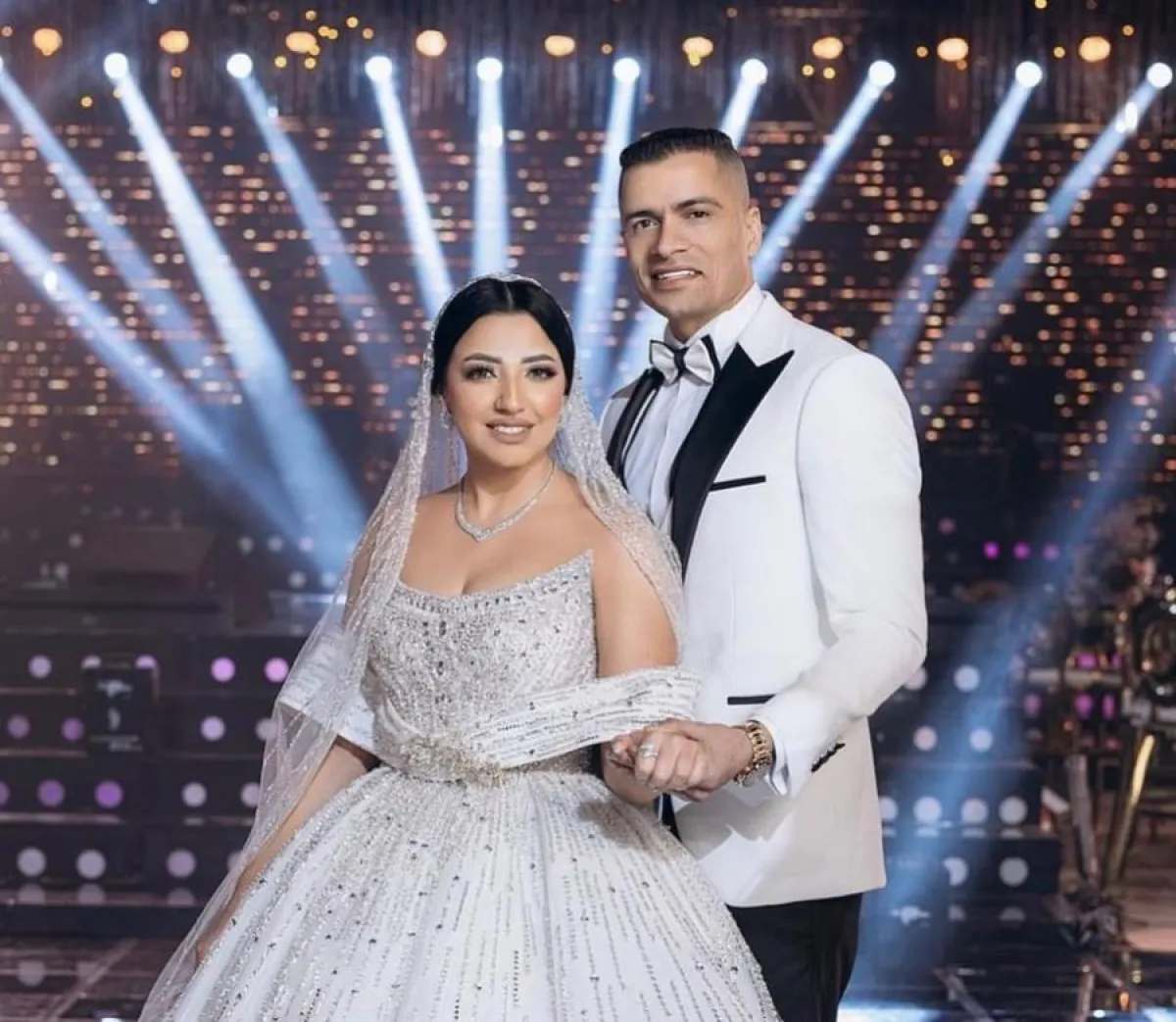 حسن شاكوش وريم طارق من حفل الزفاف - الصورة من حسابه على فيسبوك