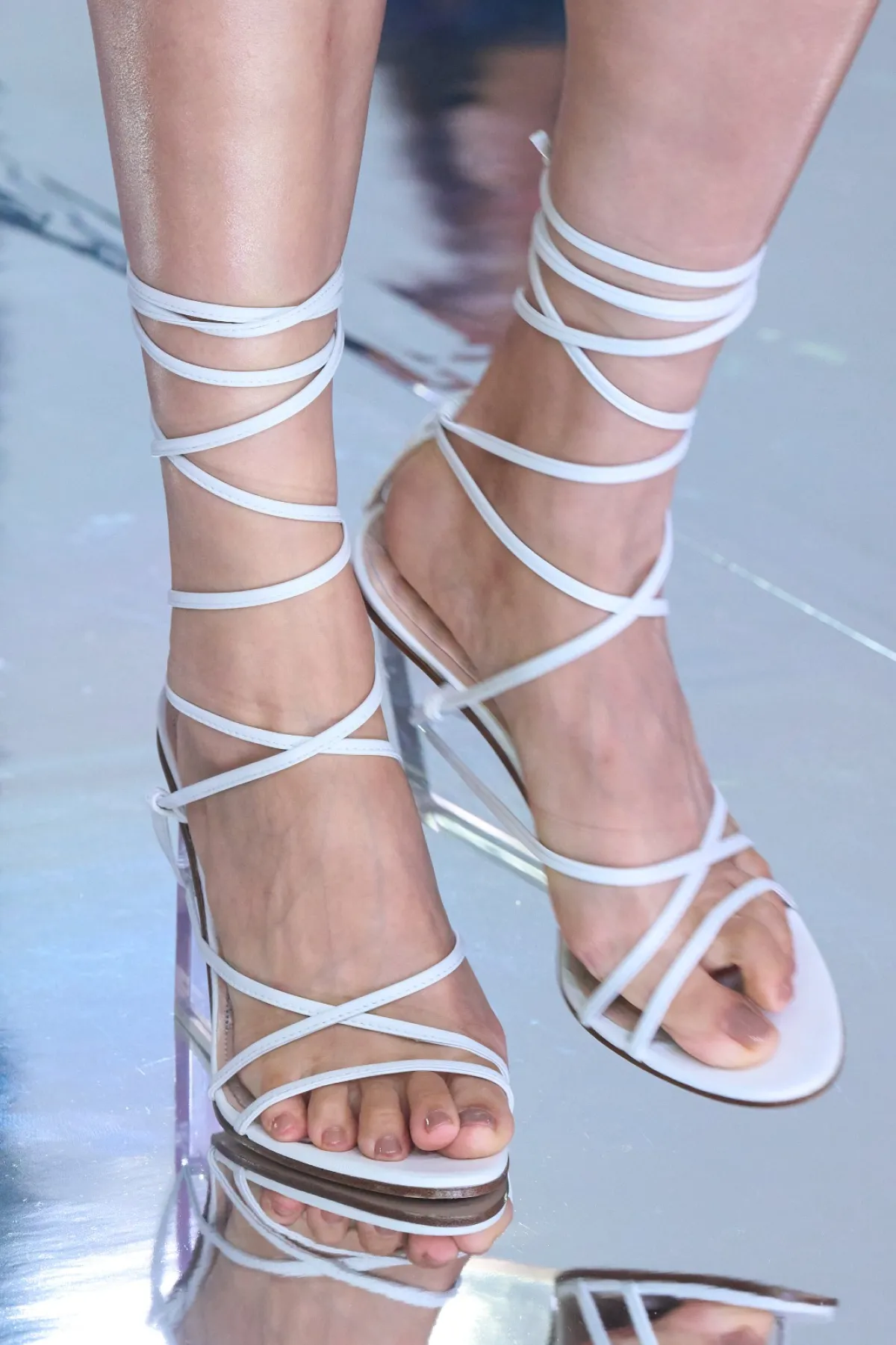 صندل بأربطة من ميسوني Missoni