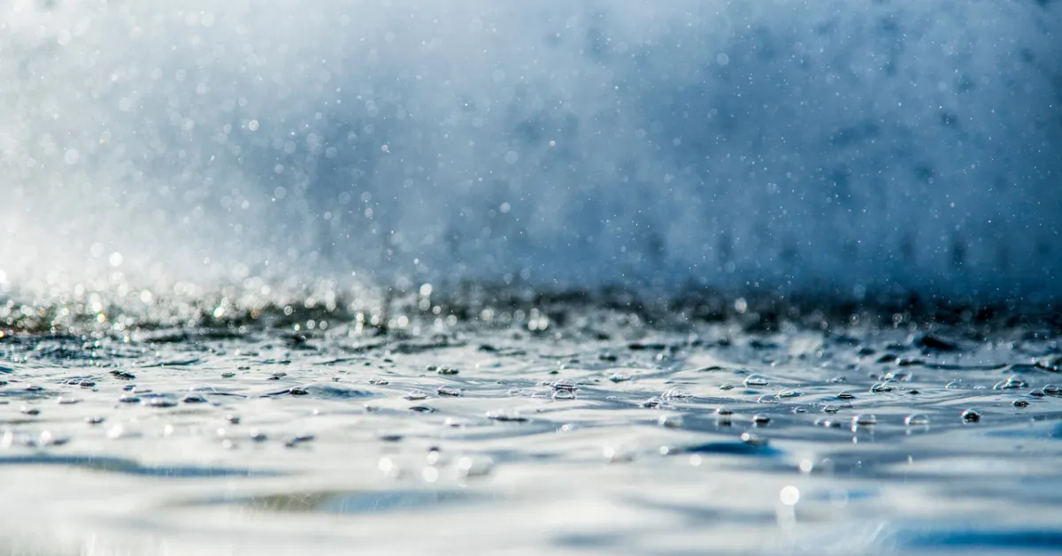 صورة ينبوع الماء