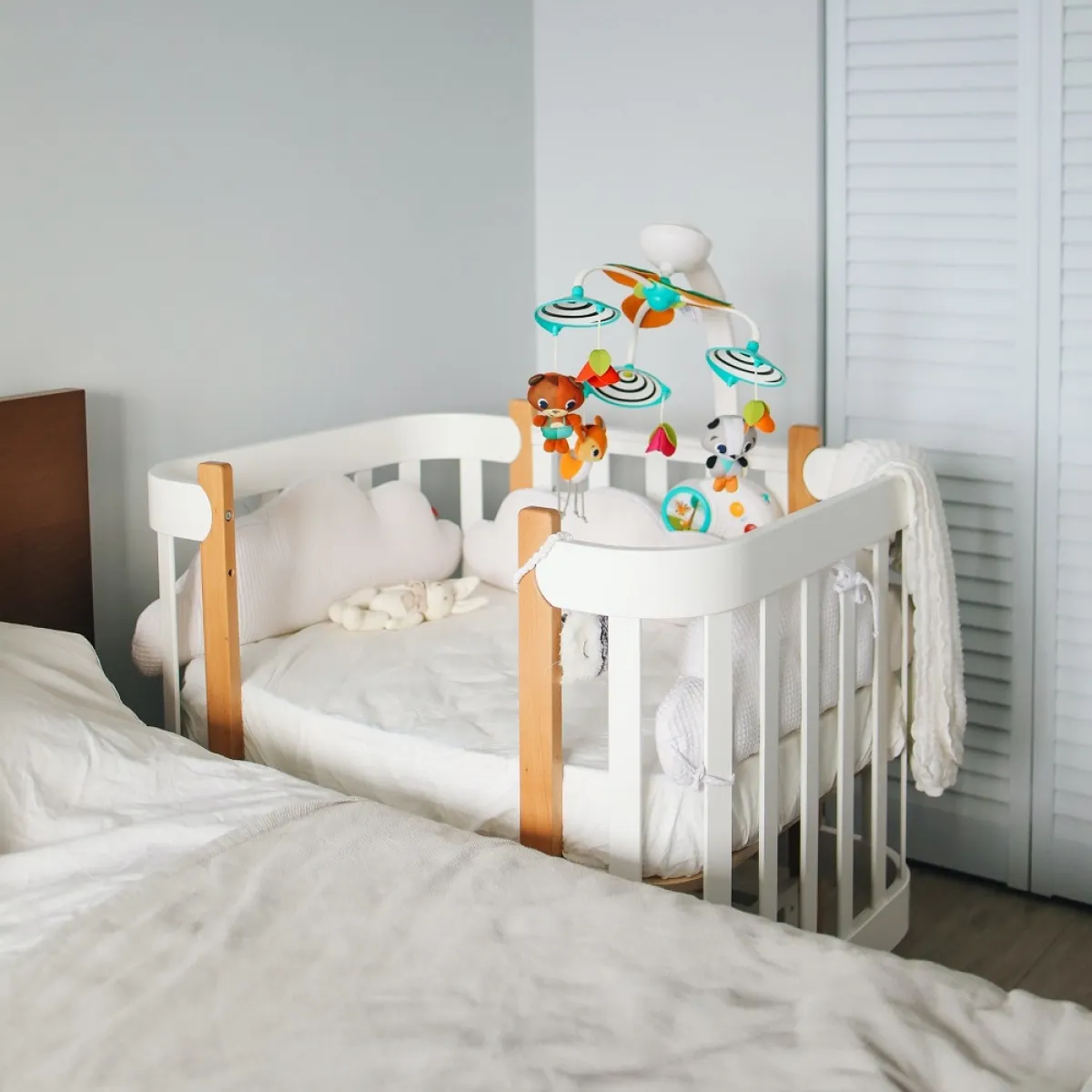 صورة لسرير المولود الجديد