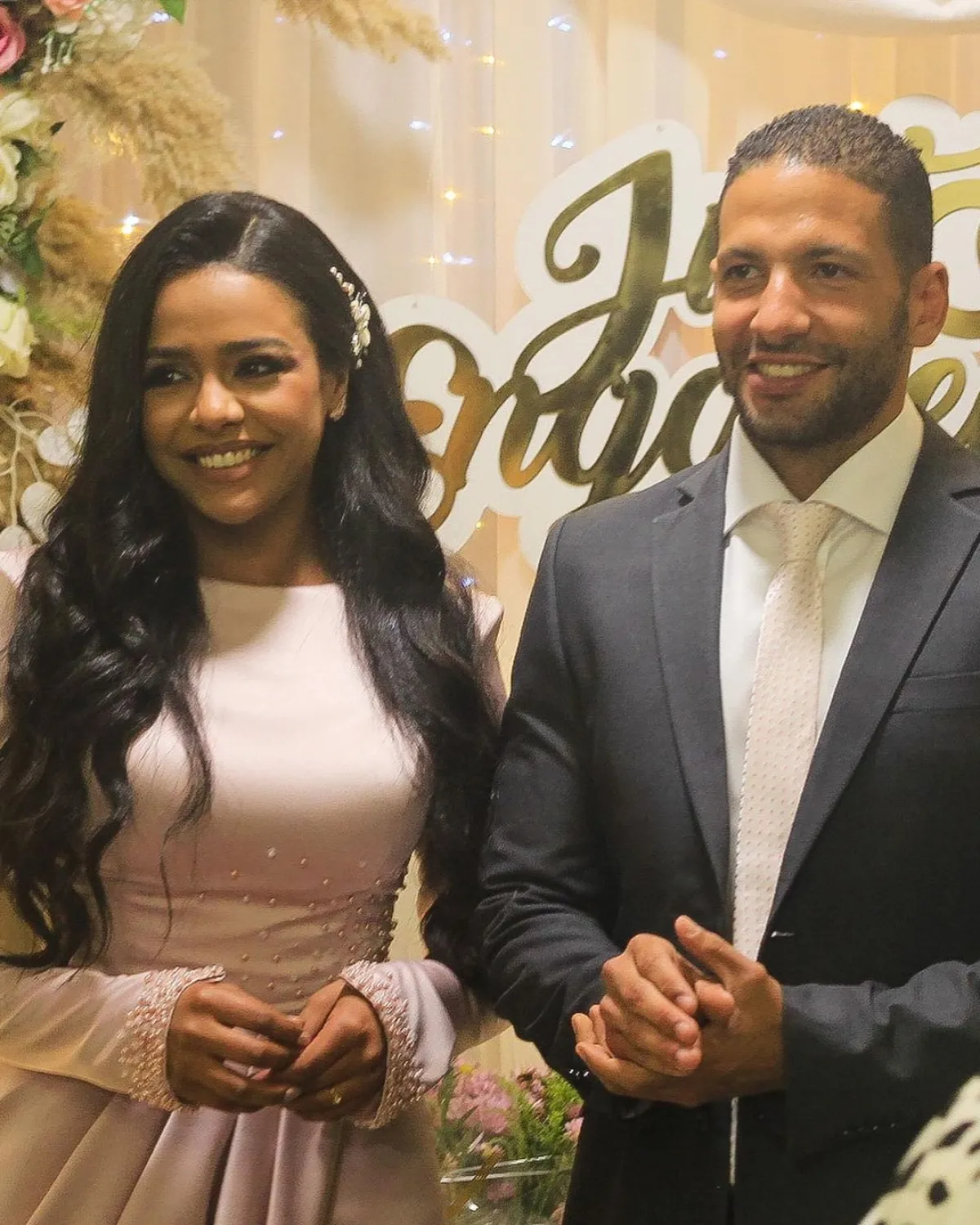 خطوبة الفنانة أسماء أبو اليزيد - الصورة من صفحتها على انستغرام