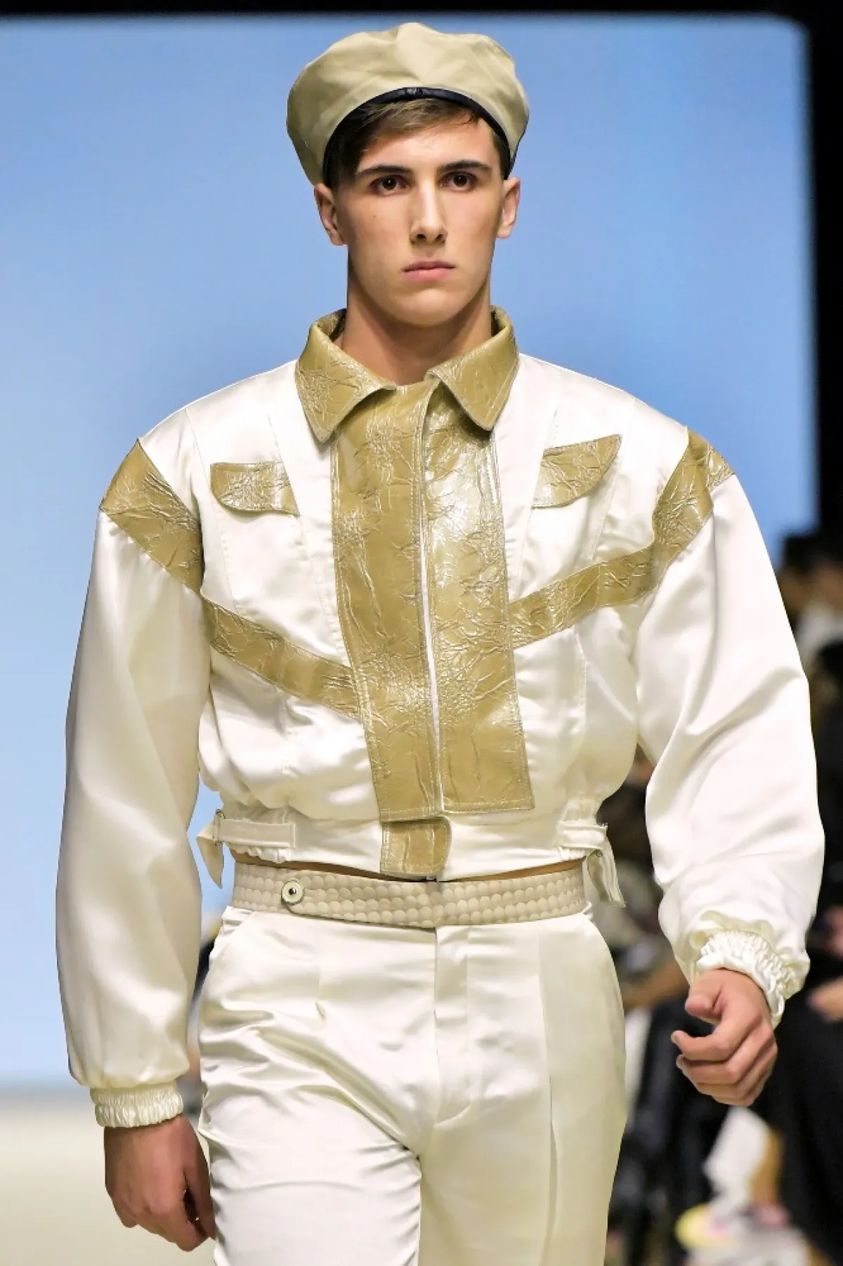  القبعات المناسبة لإطلالات الرجل  من ريان فرنانديز Rian Fernandez؟