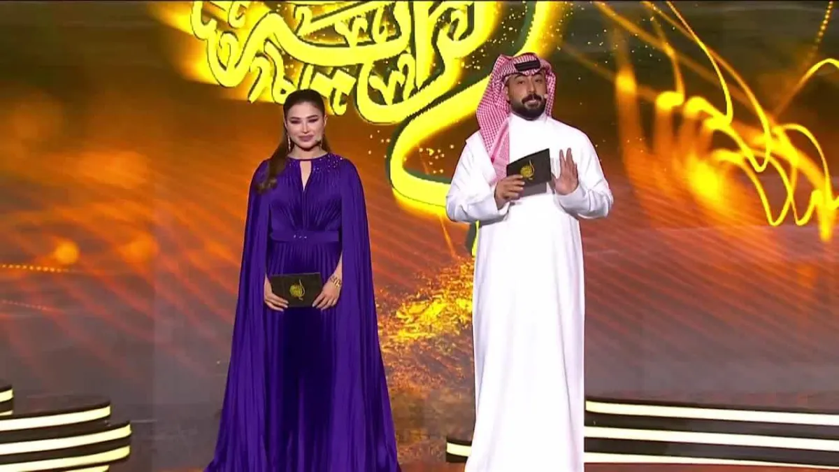 مانع بن سعيد ونهى نبيل في شاعر الراية- الصورة من المركز الاعلامي ل هئية الاذاعة والتلفزيون