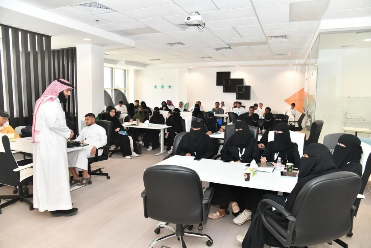 60مشاركًا في المعسكر الرِّيادي الثَّاني لريادة الأعمال بأمِّ القُرى