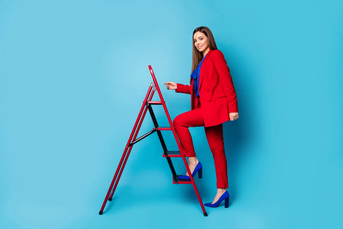 ما هي معايير النجاح الوظيفي؟