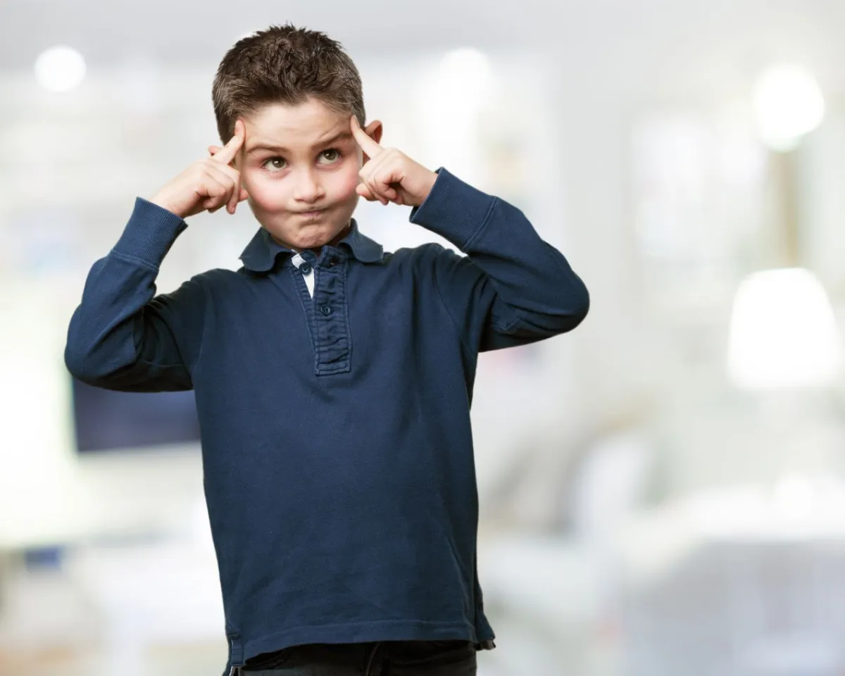 صورة تعبيرية عن ذكاء الطفل