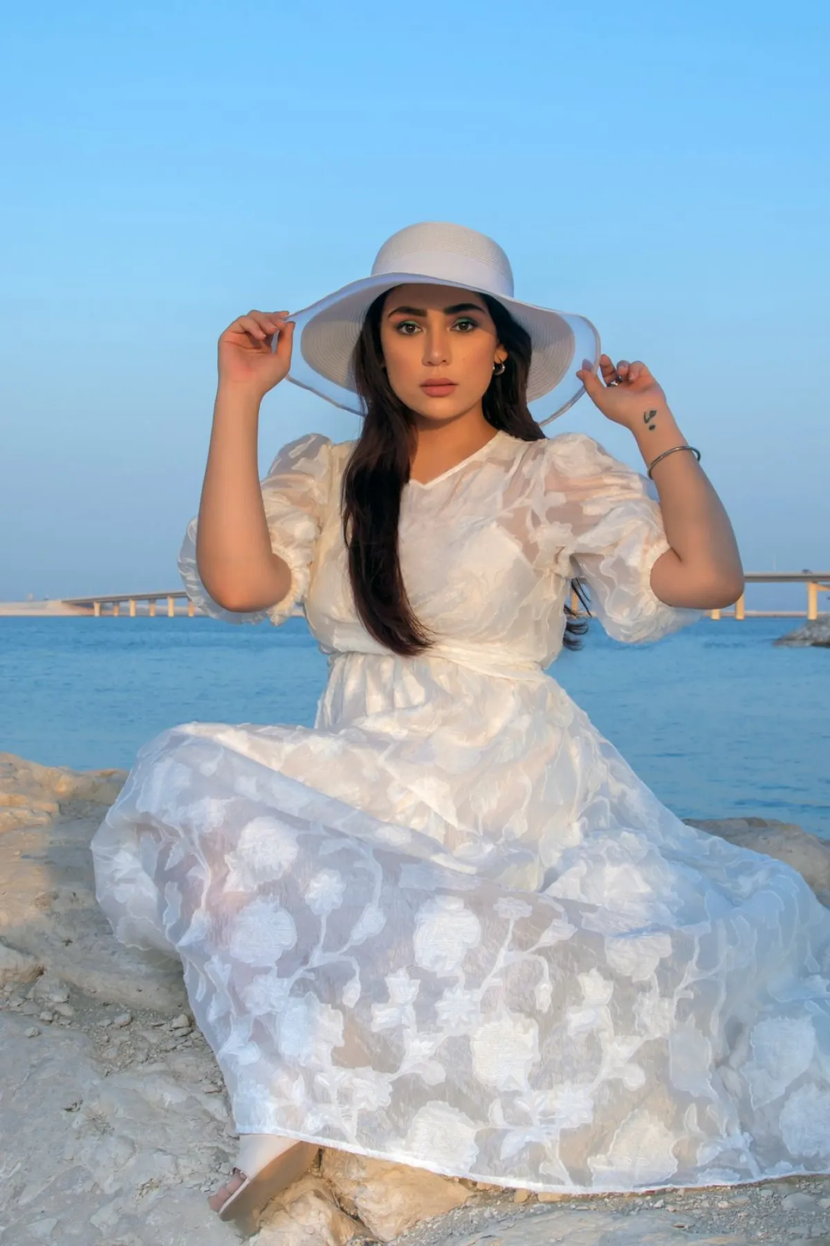 نور عصر -الصورة من  المصدر