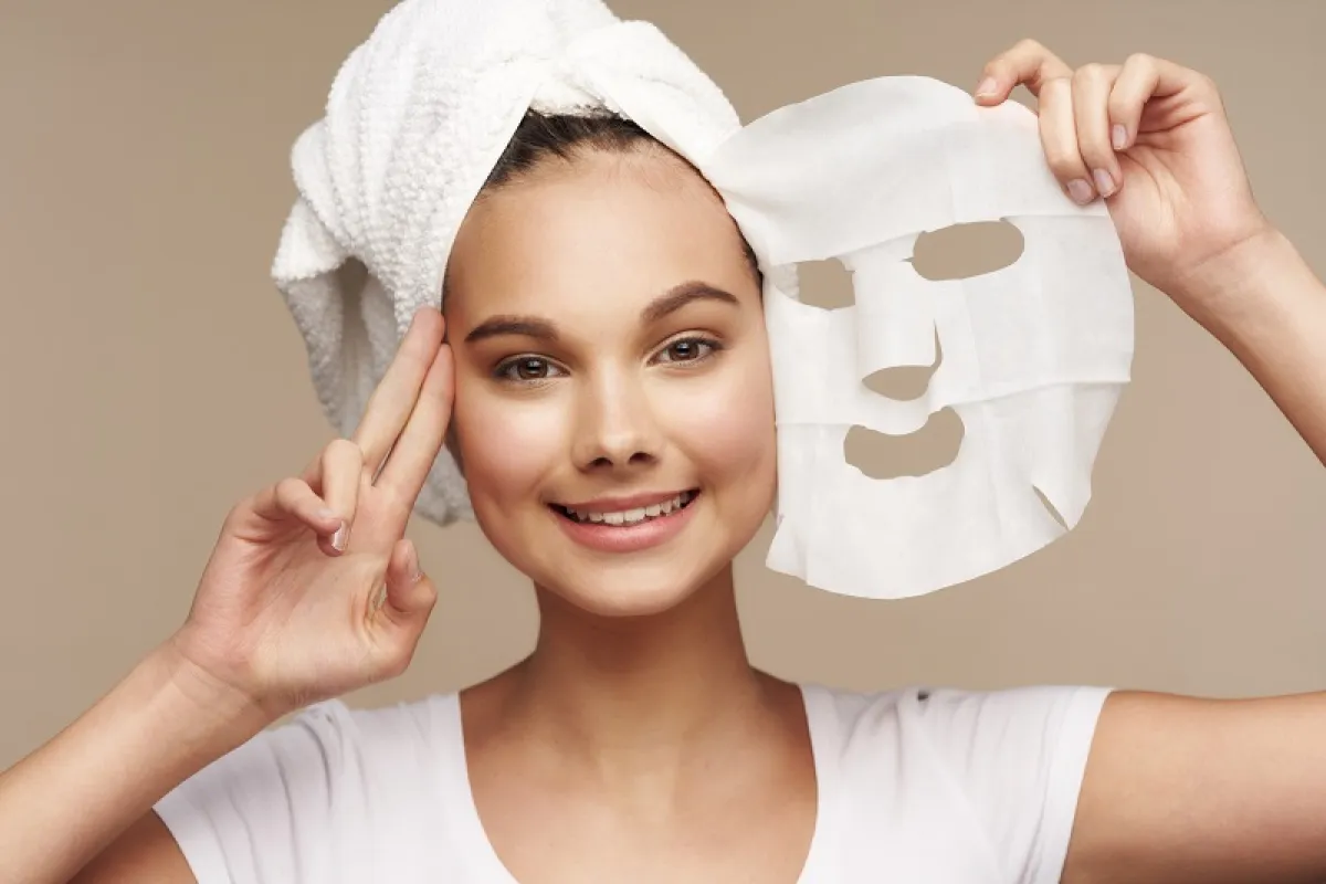 العناية بالبشرة