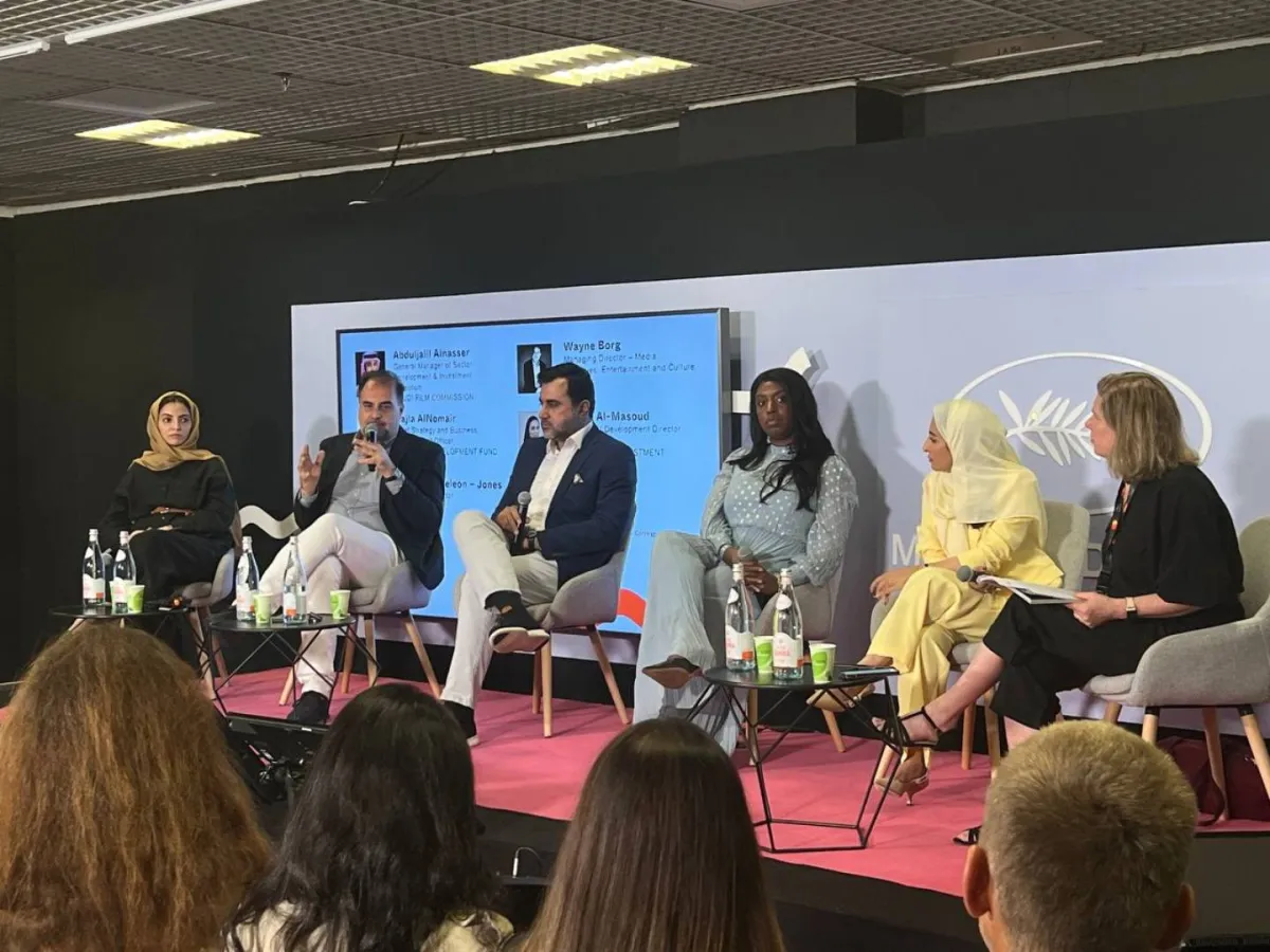 جلسة حوارية تحت عنوان "النظام البيئي السعودي" ضمن فعاليات مهرجان كان- الصورة خاصة- تصوير- يوسف بوهوش