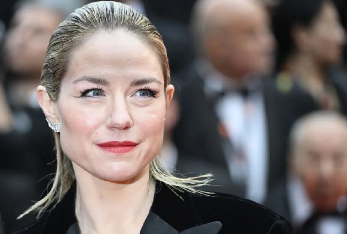 إيميلي ديكيني Emilie Dequenne