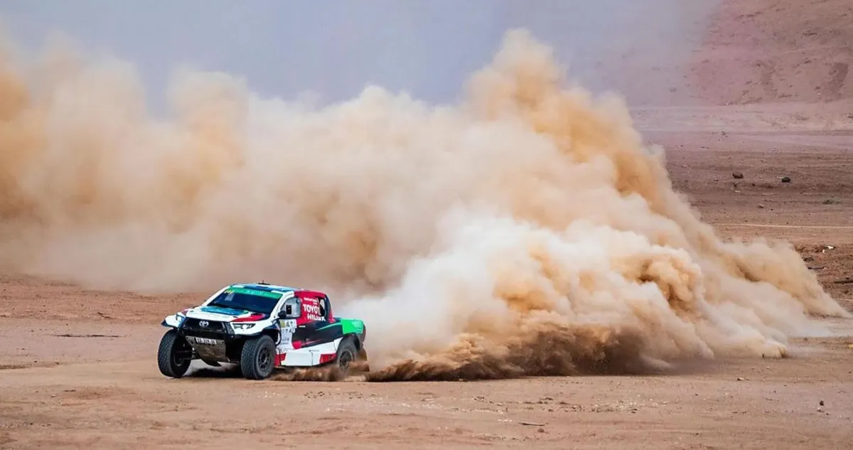 سباق السيارات