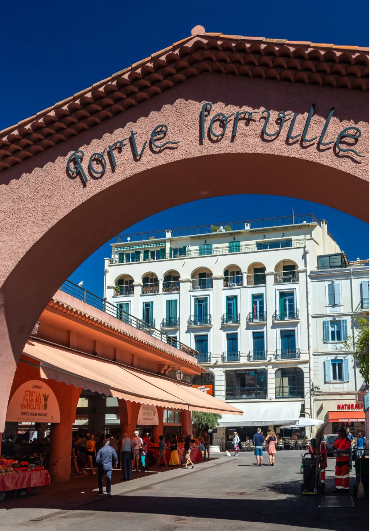 سوق «فورفيل»