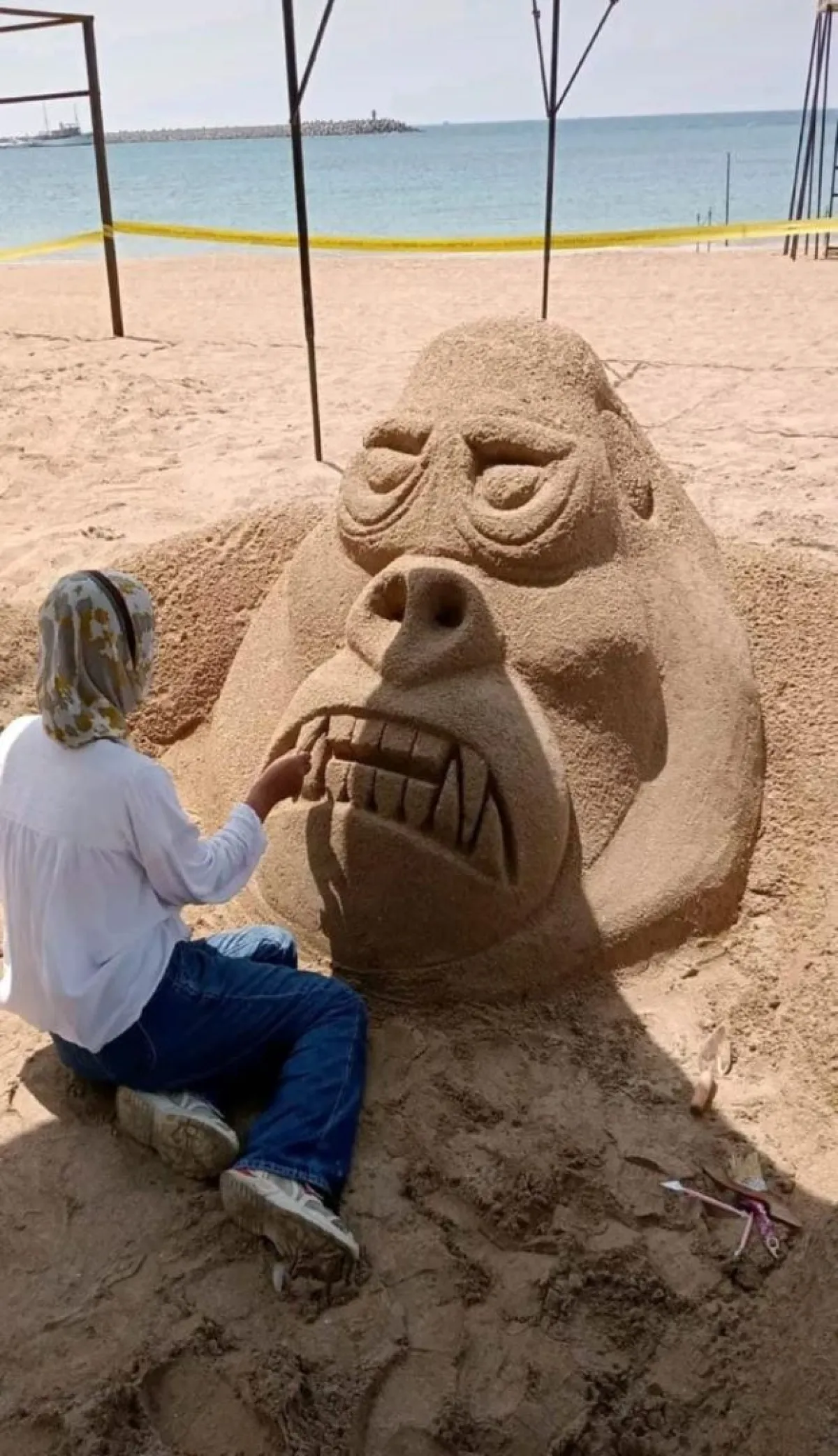 مهرجان للنحت على الرمال