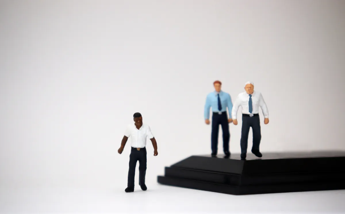 صورة عن اللامساواة