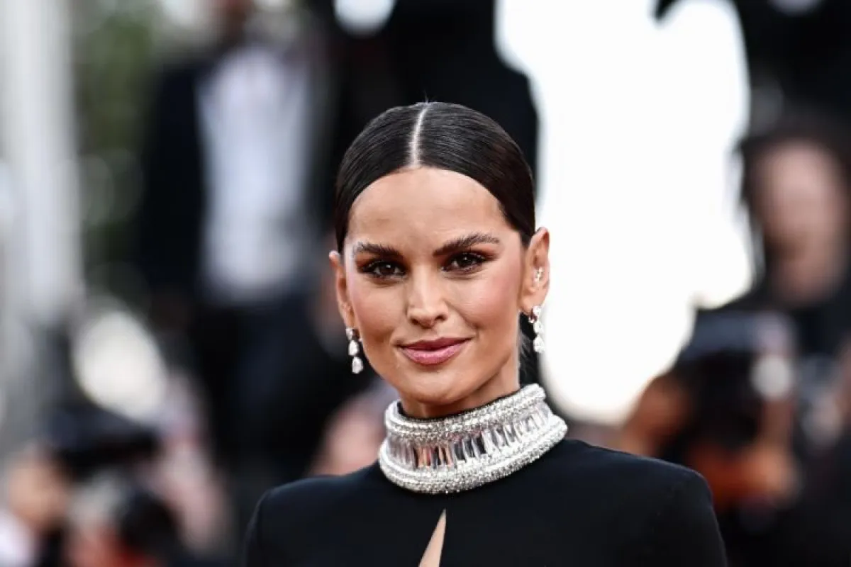 إيزابيل غولار Izabel Goulart 