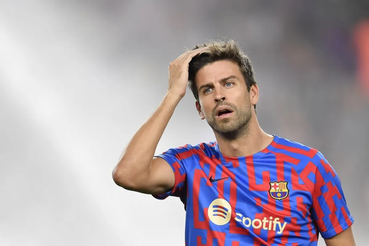 جيرارد بيكيه Gerard Pique في مباراة ضمن الشامبين ليغز مع نادي برشلونة عام 2022 (مصدر الصورة :Pau BARRENA / AFP)
