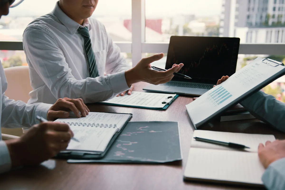 إقناع العملاء مطلوب في البيع الشخصي