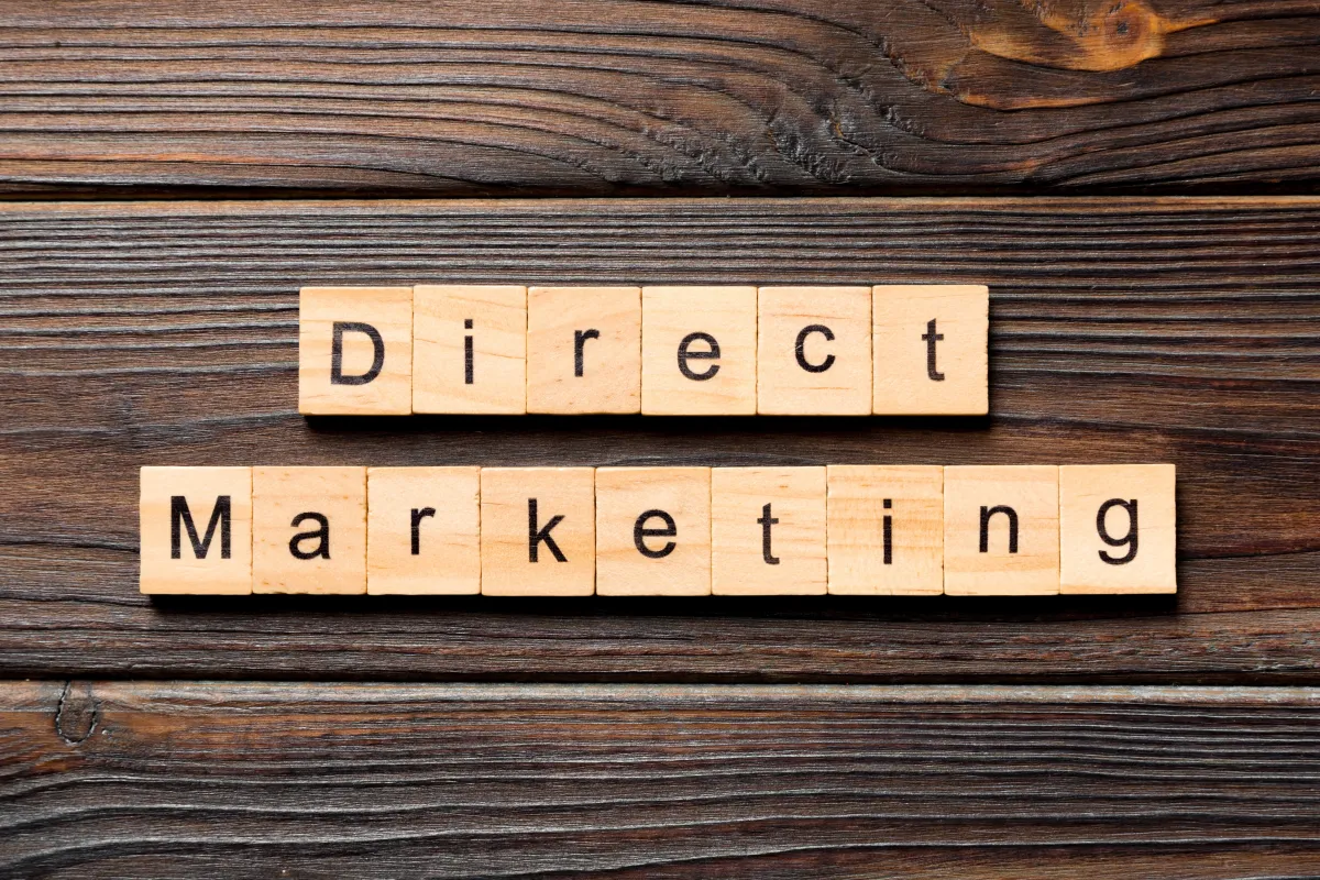 ما هي الفروق بين التسويق المباشر والبيع الشخصي؟
