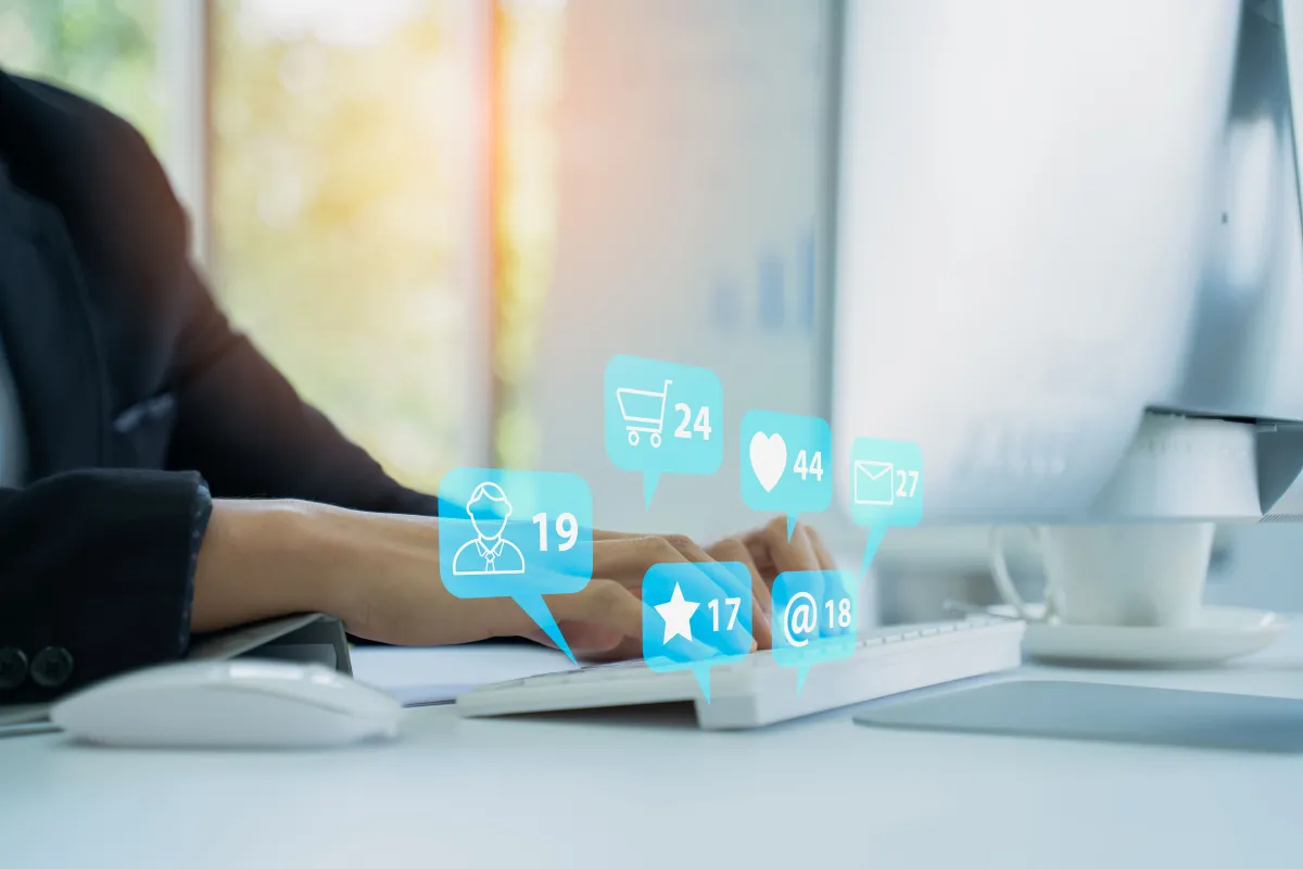 استخدام وسائل التواصل الاجتماعي، في إطار التسويق المباشر