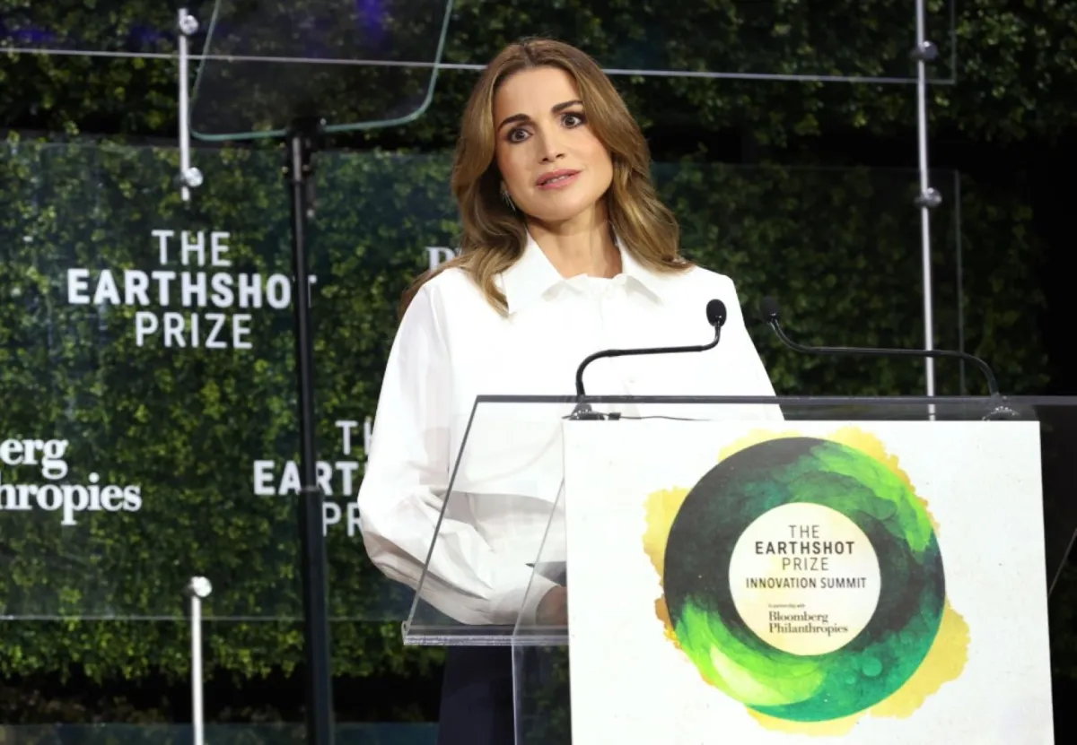 الملكة رانيا (Queen Rania Al Abdullah). مصدر الصورة: Monica Schipper / GETTY IMAGES NORTH AMERICA / Getty Images via AFP