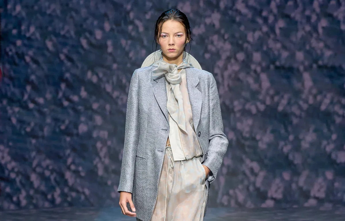 أمبوريو أرماني Emporio Armani SS2023