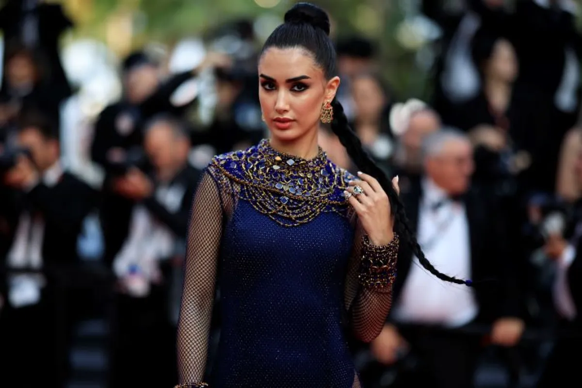 سارة لويناز