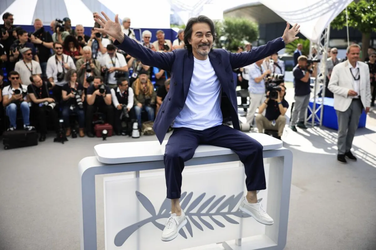  الممثل الياباني Kôji Yakusho في مهرجان كان السينمائي (مصدر الصورة : Valery HACHE / AFP)