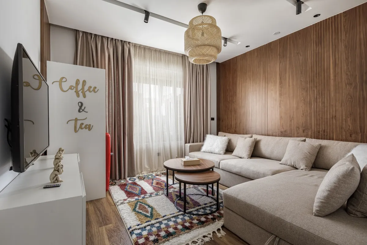 ما هي الوظيفة التي تؤديها غرفة المعيشة؛ هل هي مُهداة للترفيه أو للاسترخاء أو لاستقبال الضيوف؟